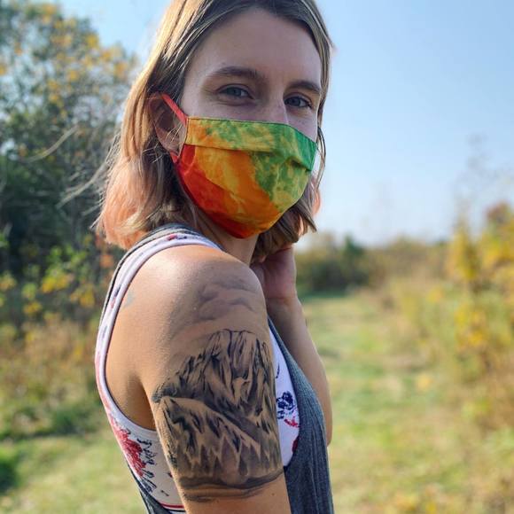 Meet your Posher, Valerie - Picture 1 of 1